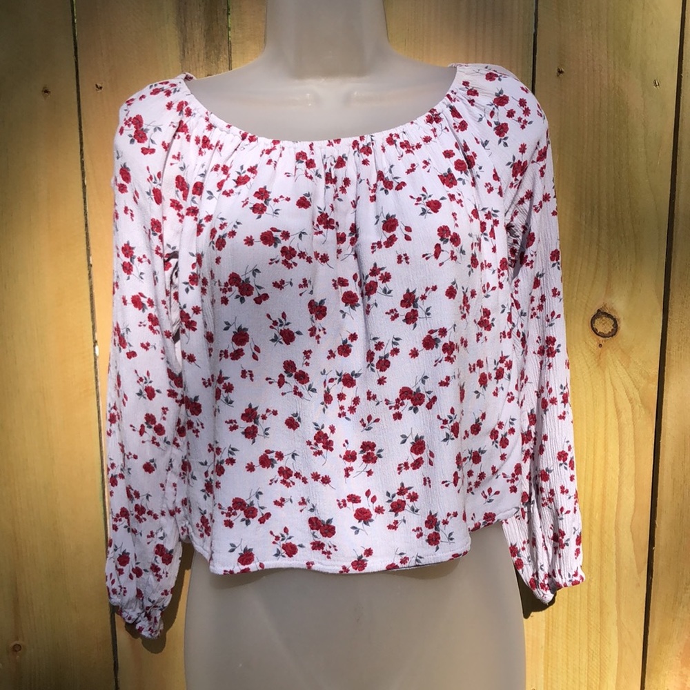 Hollister Floral Off-The-Shoulder Long Sleeve Top White Red Size s